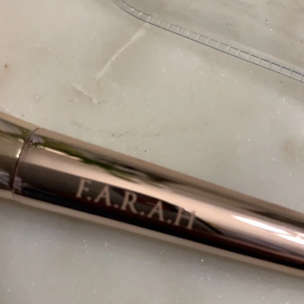 F.A.R.A.H Pressed Powder 620f